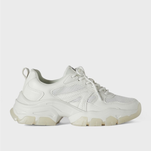 Fabletics Shoes - Fabletics Cream Chunky Sneakers